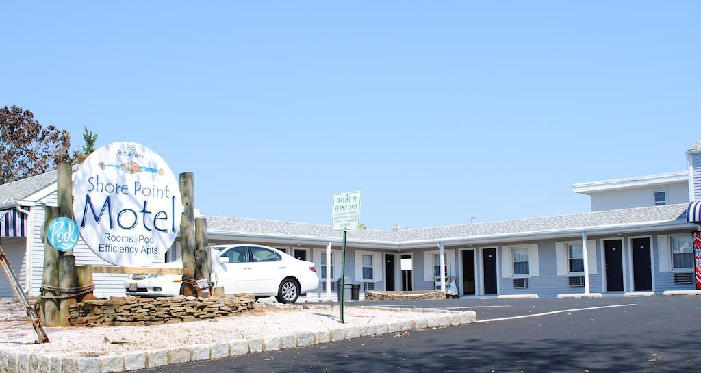 Shore Point Motel Пойнт Плезънт Бийч Екстериор снимка