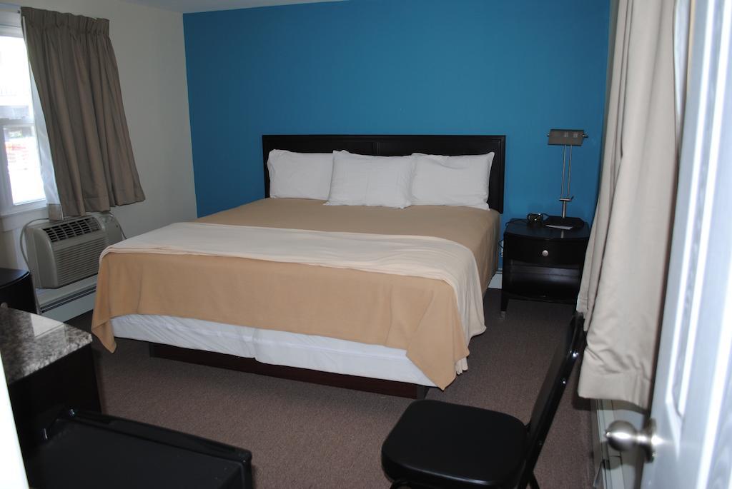 Shore Point Motel Пойнт Плезънт Бийч Стая снимка